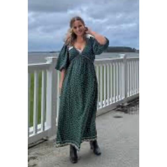 Max Studio VNeck Boho‎ Peasant Puff Sleeve Printed Maxi Dress Pockets Size Large - Picture 2 of 8